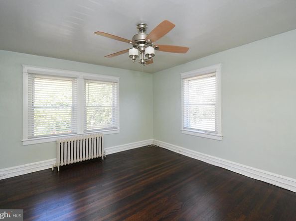 88 E Essex Avenue, Lansdowne PA 19050