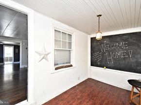 88 E Essex Avenue, Lansdowne PA 19050