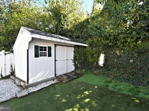 88 E Essex Avenue, Lansdowne PA 19050