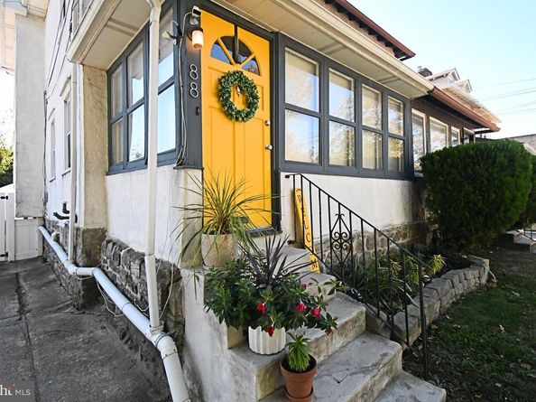 88 E Essex Avenue, Lansdowne PA 19050