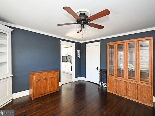 88 E Essex Avenue, Lansdowne PA 19050