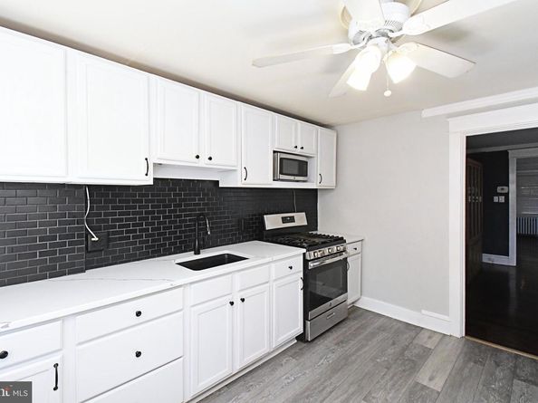 88 E Essex Avenue, Lansdowne PA 19050