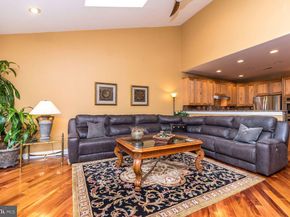 23 Brianna Rd, Holland PA 18966
