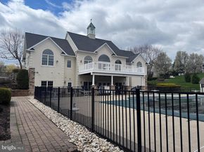 23 Brianna Rd, Holland PA 18966