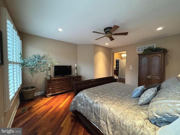 23 Brianna Rd, Holland PA 18966