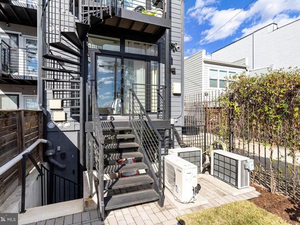 1505 K Street SE 2, Washington DC 20003