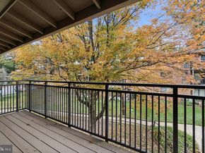 7370 Lee Hwy 204, Falls Church VA 22046