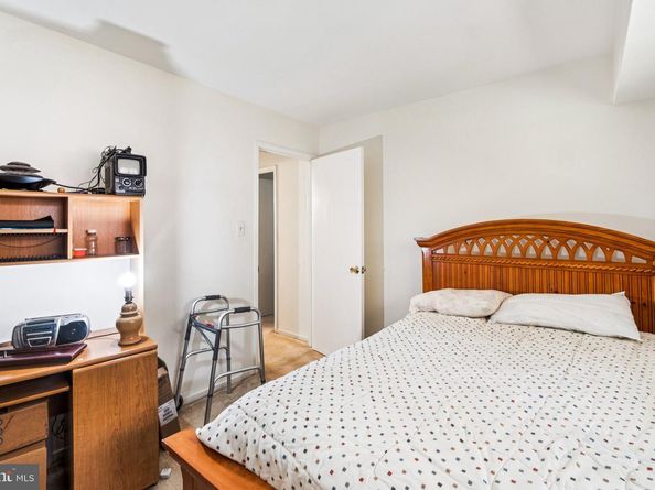 7370 Lee Hwy 204, Falls Church VA 22046