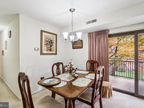 7370 Lee Hwy 204, Falls Church VA 22046