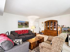 7370 Lee Hwy 204, Falls Church VA 22046