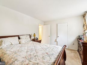 7370 Lee Hwy 204, Falls Church VA 22046