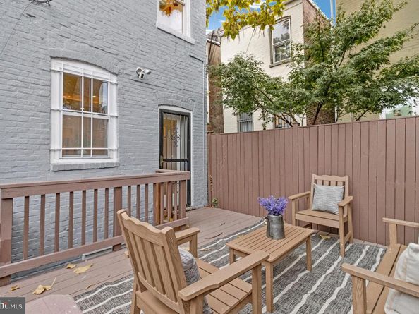 506 7TH Street NE, Washington DC 20002