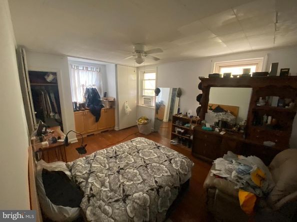 1238 Glenview Street, Philadelphia PA 19111