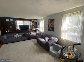 1238 Glenview Street, Philadelphia PA 19111