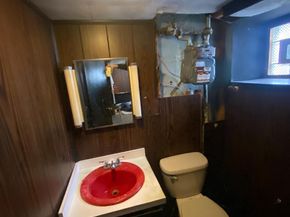 1238 Glenview Street, Philadelphia PA 19111