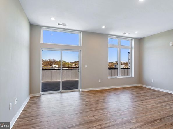 1358 Florida Avenue NE PH02, Washington DC 20002