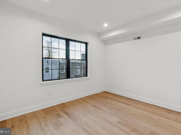 2016 Morris Street, Philadelphia PA 19145