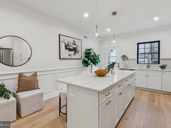 2016 Morris Street, Philadelphia PA 19145