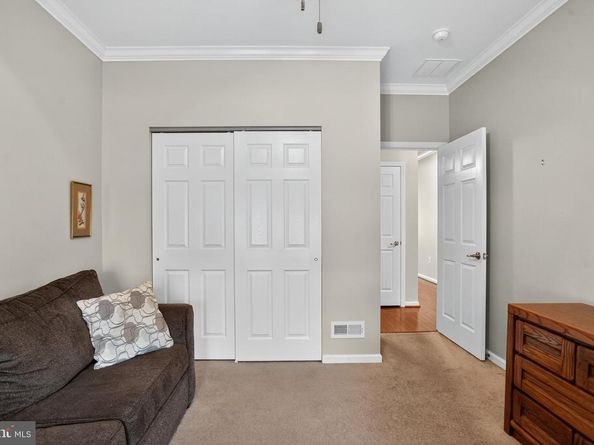 2680 Iris Lane, Philadelphia PA 19116