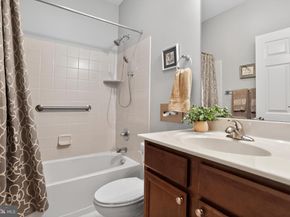 2680 Iris Lane, Philadelphia PA 19116