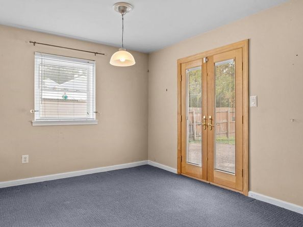 69 Crooked Billet Road, Hatboro PA 19040