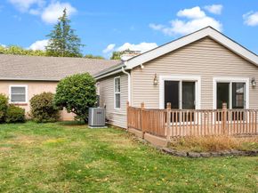 69 Crooked Billet Road, Hatboro PA 19040