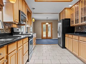 69 Crooked Billet Road, Hatboro PA 19040