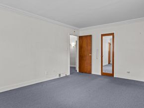 69 Crooked Billet Road, Hatboro PA 19040