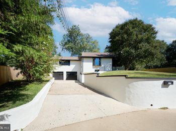 1904 Lamson Place