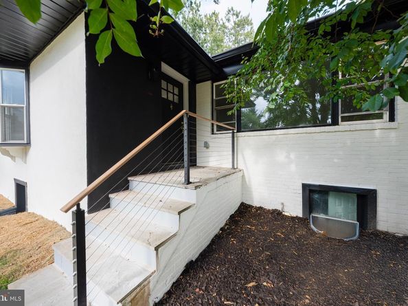1904 Lamson Place, Mclean VA 22101