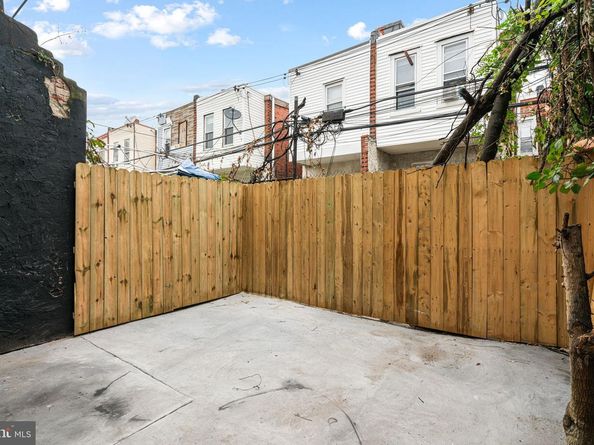2117 S Alden Street, Philadelphia PA 19143
