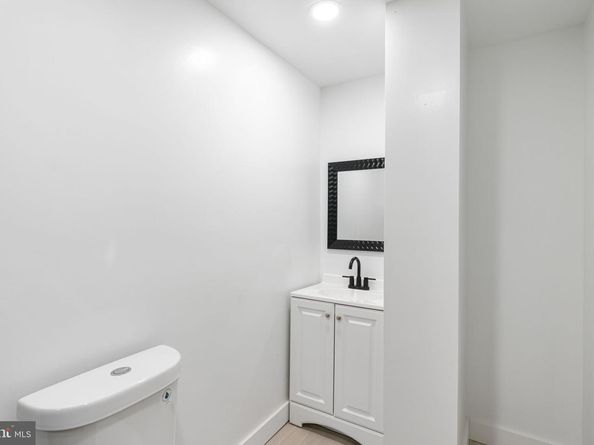 2117 S Alden Street, Philadelphia PA 19143