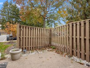 45 Brookside Court 45, Horsham PA 19044