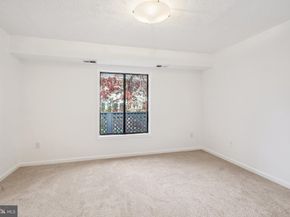 2203 Hunters Run Drive, Reston VA 20191