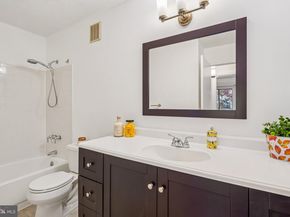 2203 Hunters Run Drive, Reston VA 20191