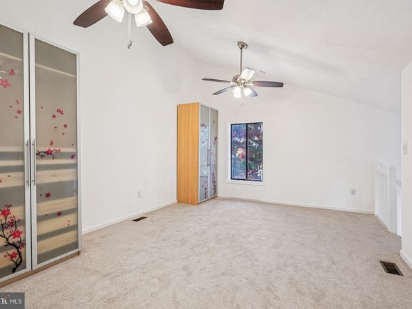 2203 Hunters Run Drive, Reston VA 20191