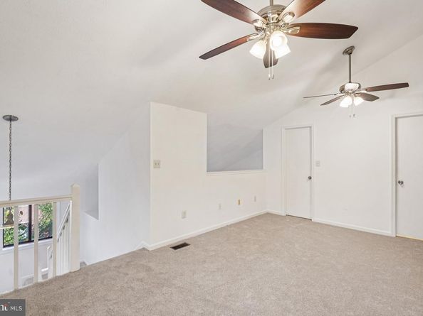 2203 Hunters Run Drive, Reston VA 20191