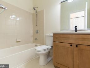 3217 Davinci Drive, Philadelphia PA 19145