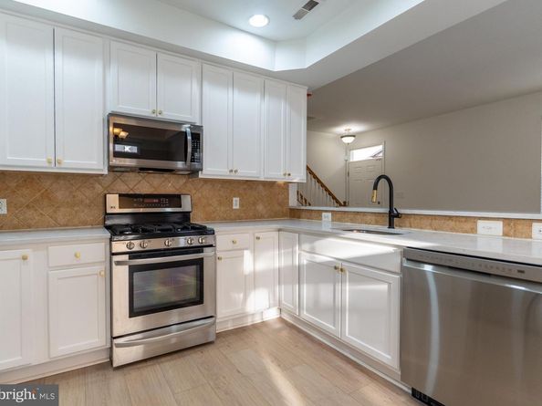 3217 Davinci Drive, Philadelphia PA 19145