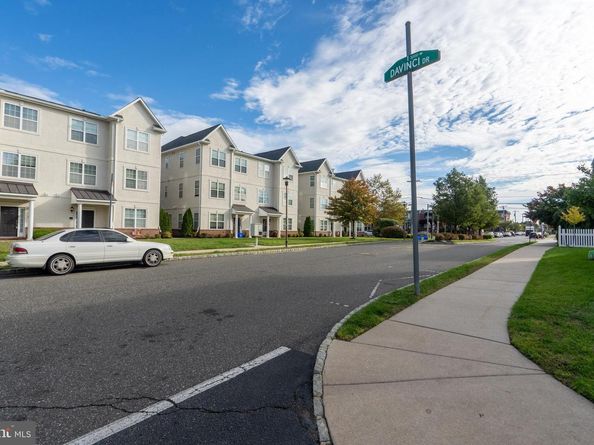 3217 Davinci Drive, Philadelphia PA 19145