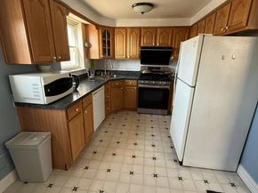 2751 Tolbut Street, Philadelphia PA 19152
