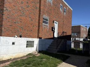2751 Tolbut Street, Philadelphia PA 19152