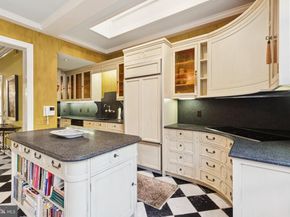 1811 Delancey Place, Philadelphia PA 19103