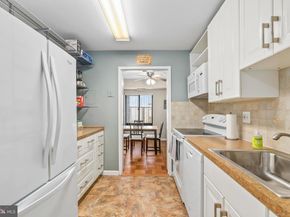 3101 S Manchester Street 906, Falls Church VA 22044