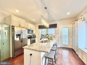 165 W Thompson Street, Philadelphia PA 19122