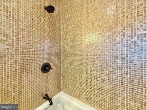 165 W Thompson Street, Philadelphia PA 19122