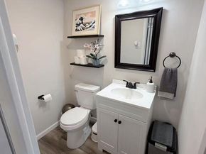 1427 Saint Charles Place, Abington PA 19001