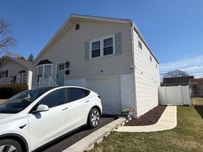 1427 Saint Charles Place, Abington PA 19001