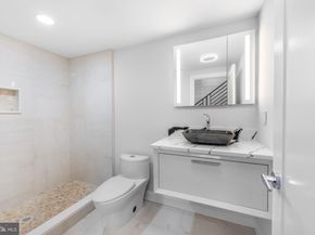 268 Dupont Street, Philadelphia PA 19128