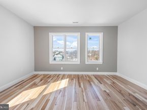 268 Dupont Street, Philadelphia PA 19128